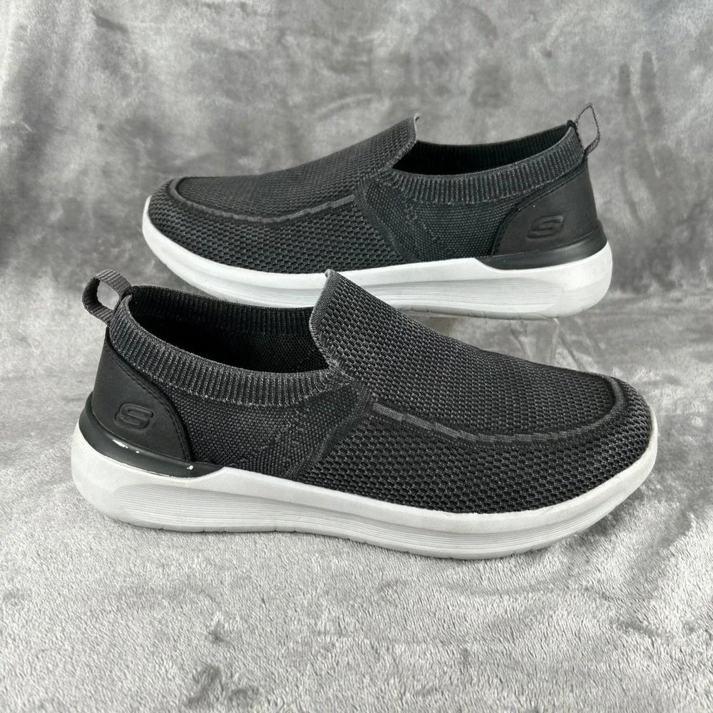 Skechers Relaxed Fit Mens 9.5 Wide Charcoal Gray Mesh Slip On Sneakers 210275W